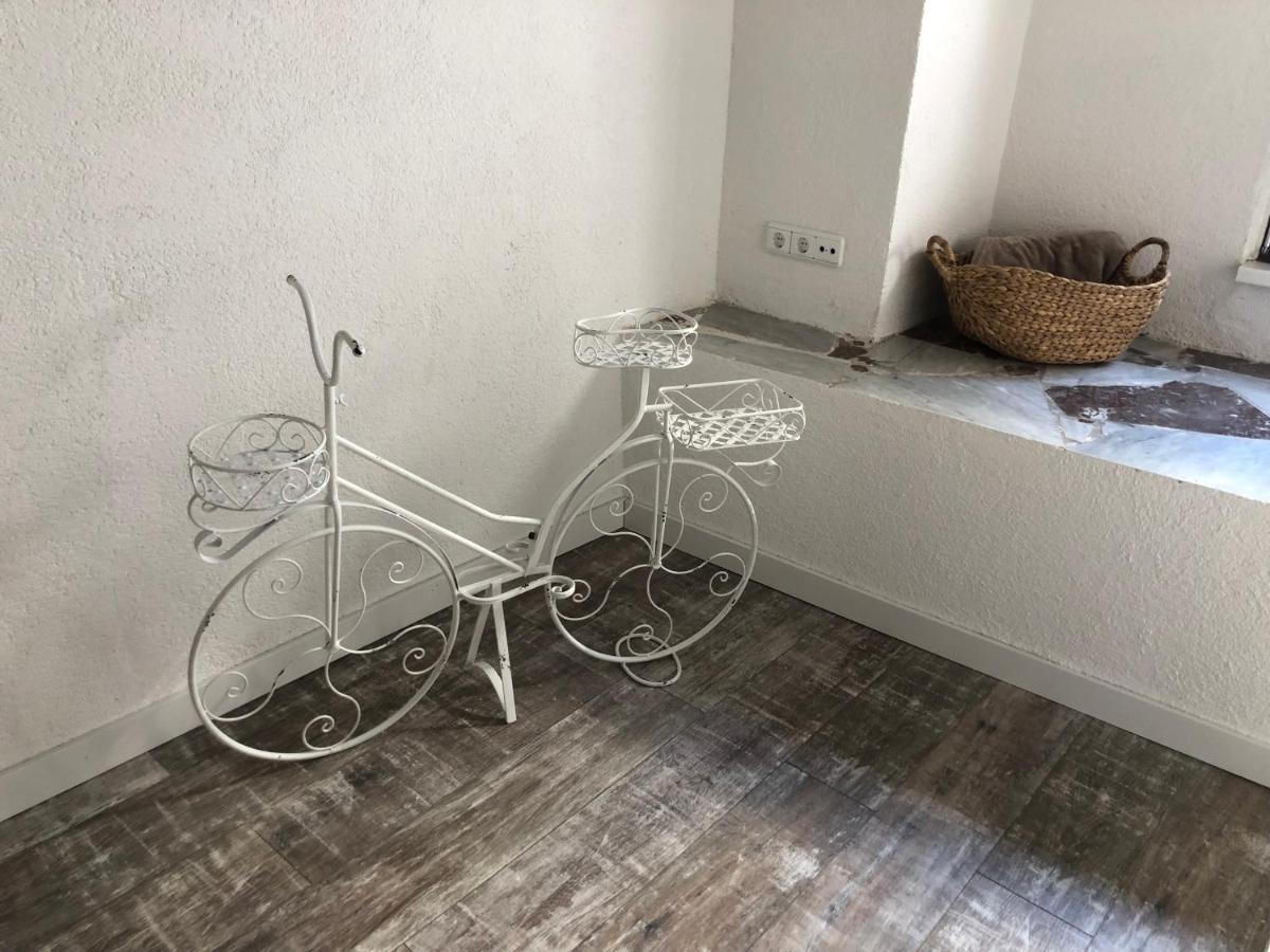 Schoene Ferienwohnung Gewoelbekeller Fachwerkhaus Bacharach Luaran gambar